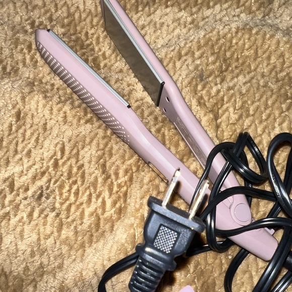 Remington Flat iron - Picture 2 of 4